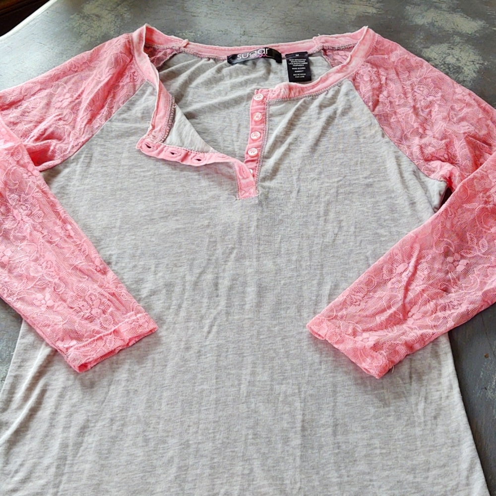 Sugar Rush lace sleeves top size Medium